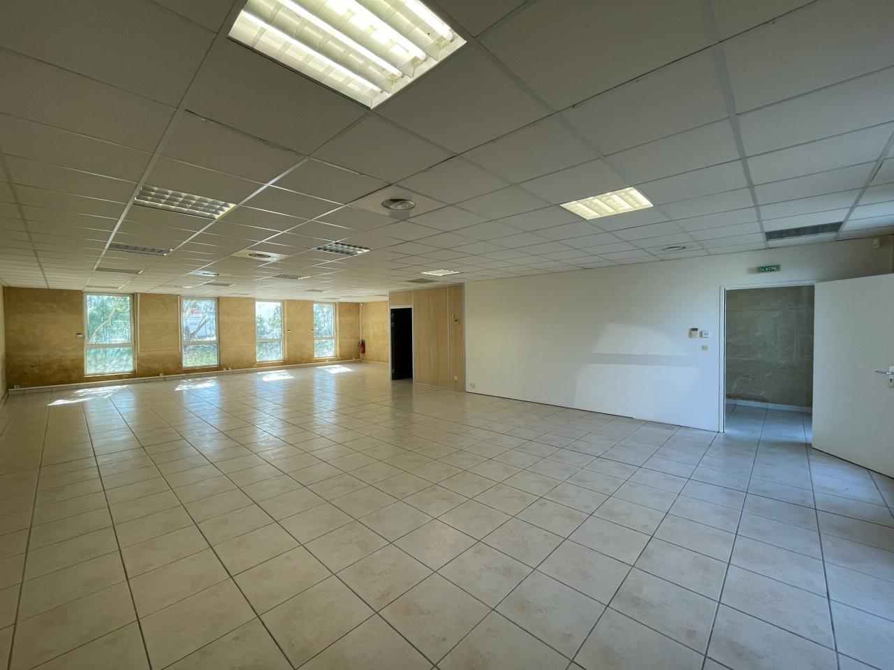 Local d'activité Montpellier 739m² Vente local d'activité Montpellier Hérault OVACT2532440 26